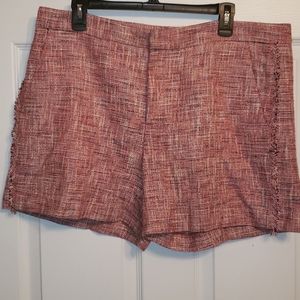 Banana Republic tweets shorts